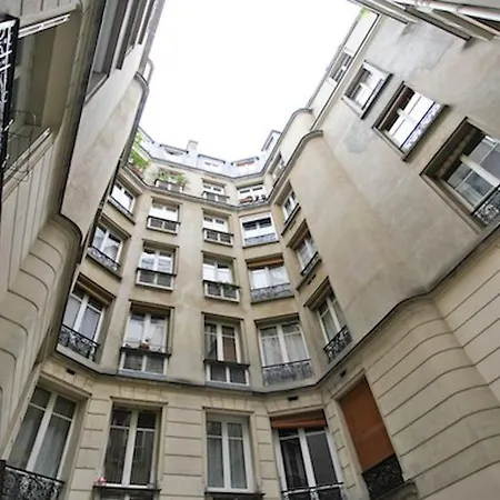 Studio Monique Apartment